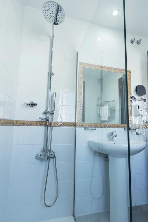 Hostal El Yunque Conil De La Frontera Oda fotoğraf