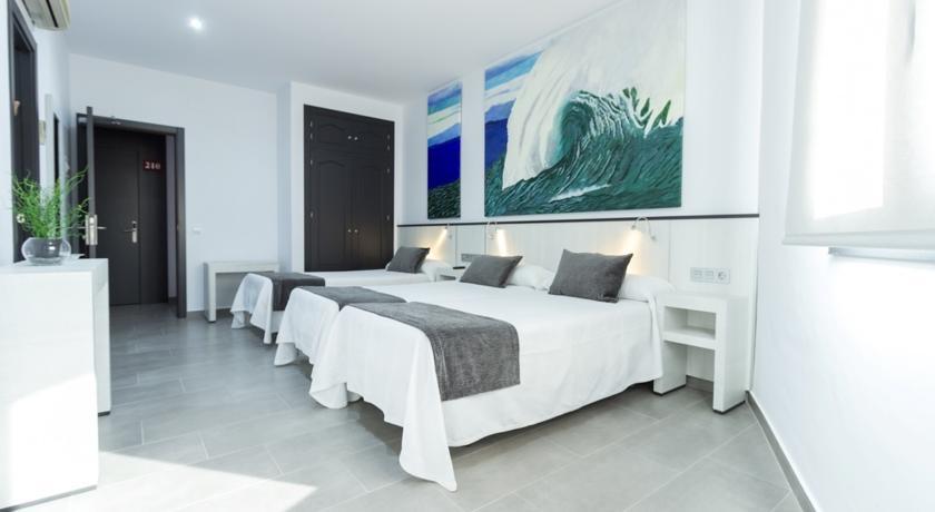 Hostal El Yunque Conil De La Frontera Oda fotoğraf